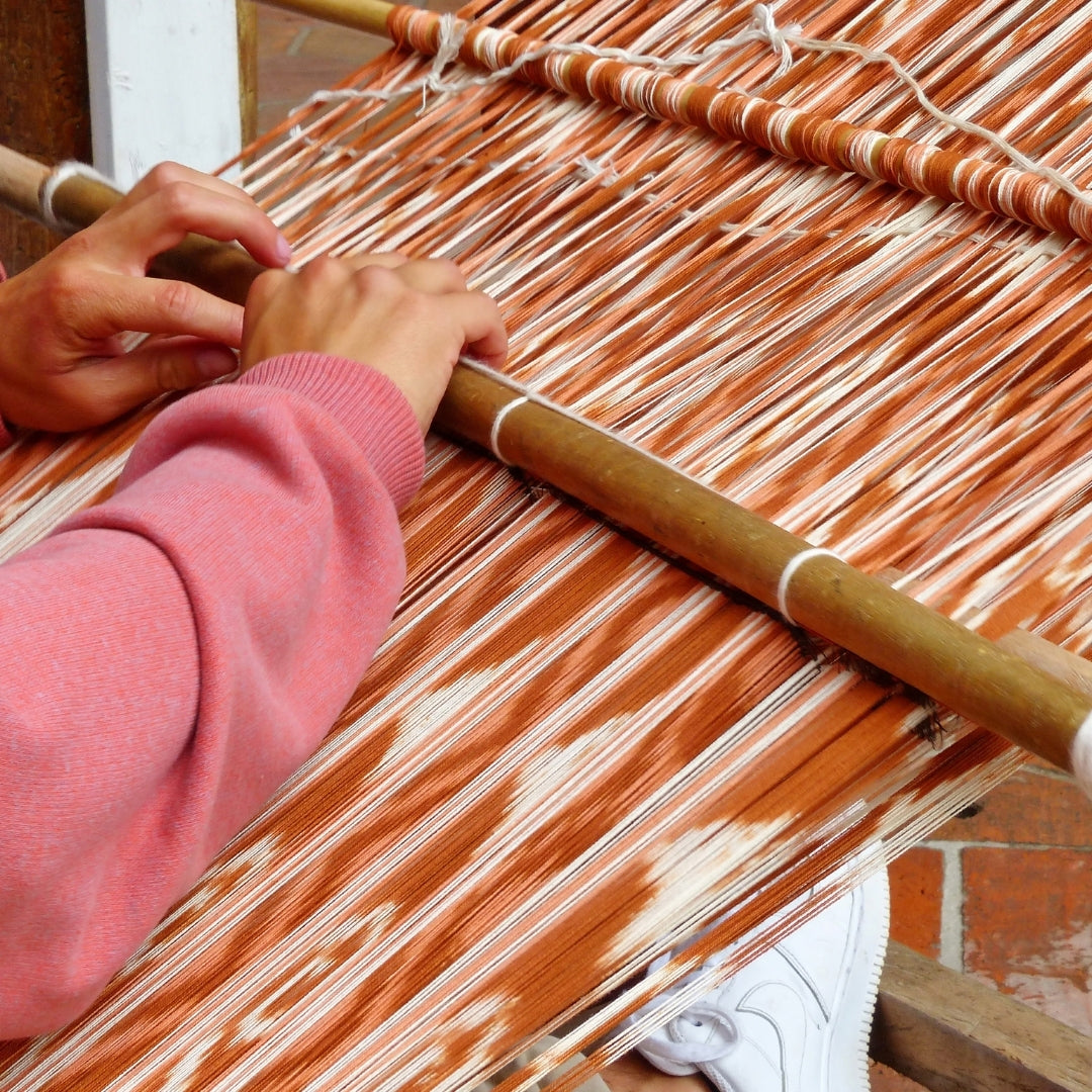 Ikat Weaving Methods 39 Dyeing Ikat, Warp Dyeing Ideas | Ikat, New