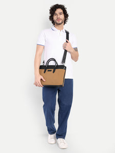 Raynor Atelier Vegan Leather Messenger - Sand dune