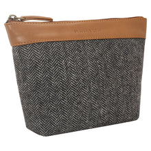 Essentials Travel Pouch (Grey Herringbone)