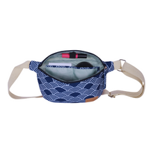 Vento Arc Crossbody Bag for Women - (Navy Seigaiha)
