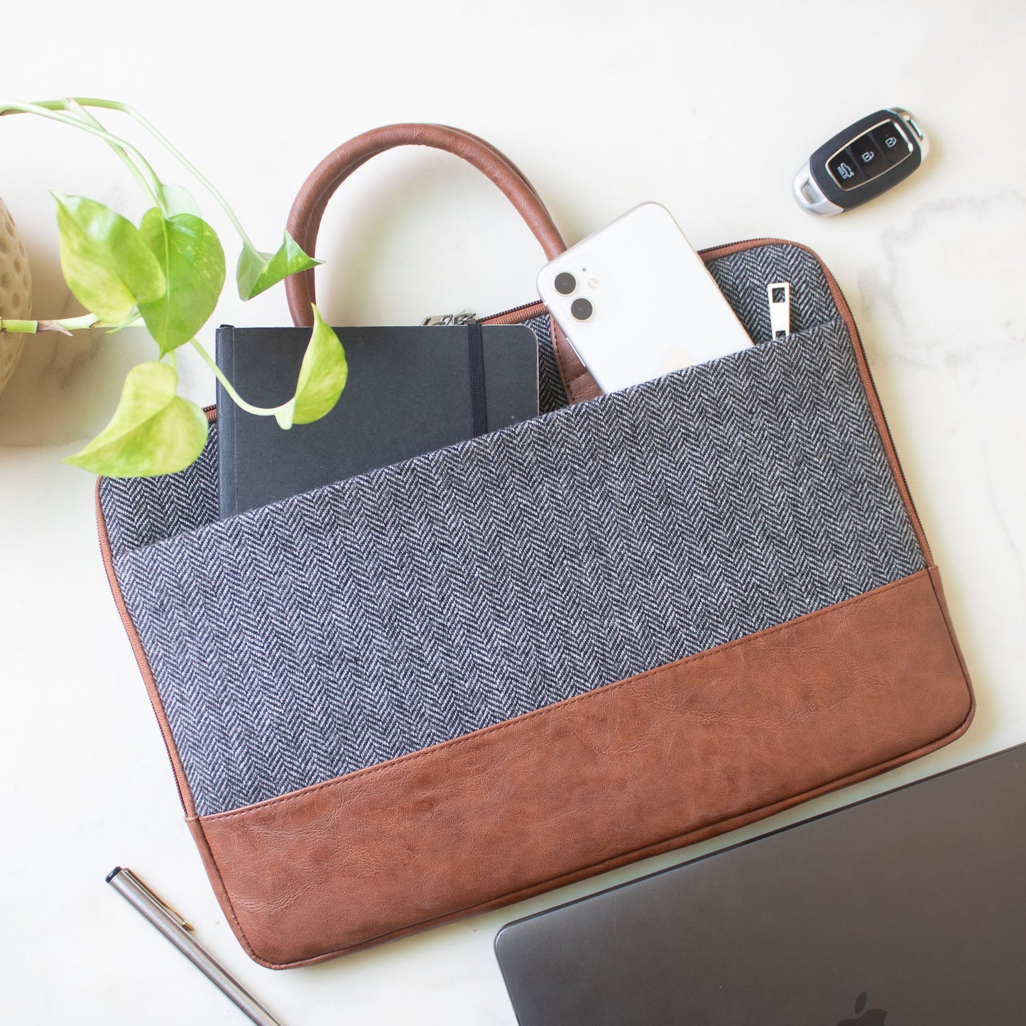 Theo Sleek Laptop Bag (Grey Herringbone) - SAMPLE SALE