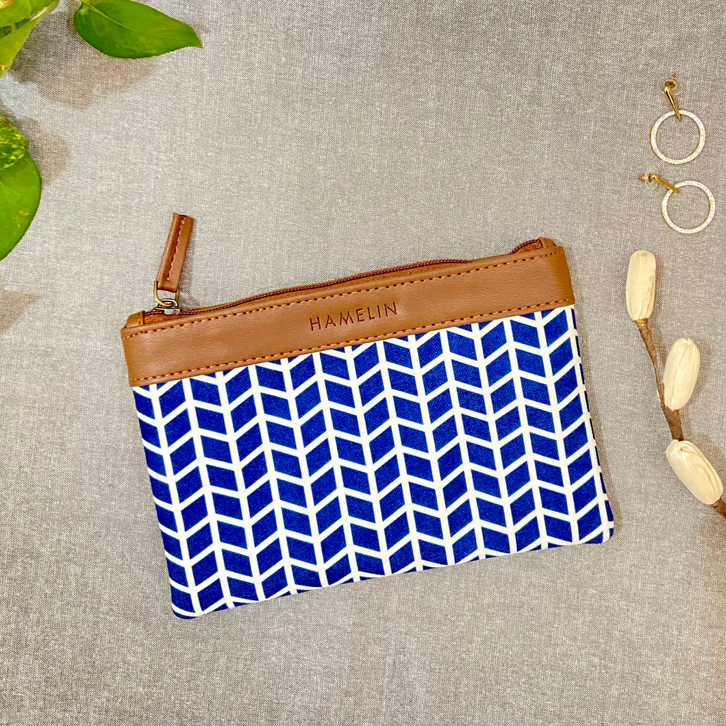 Flat Pouch - Indigo Trellis