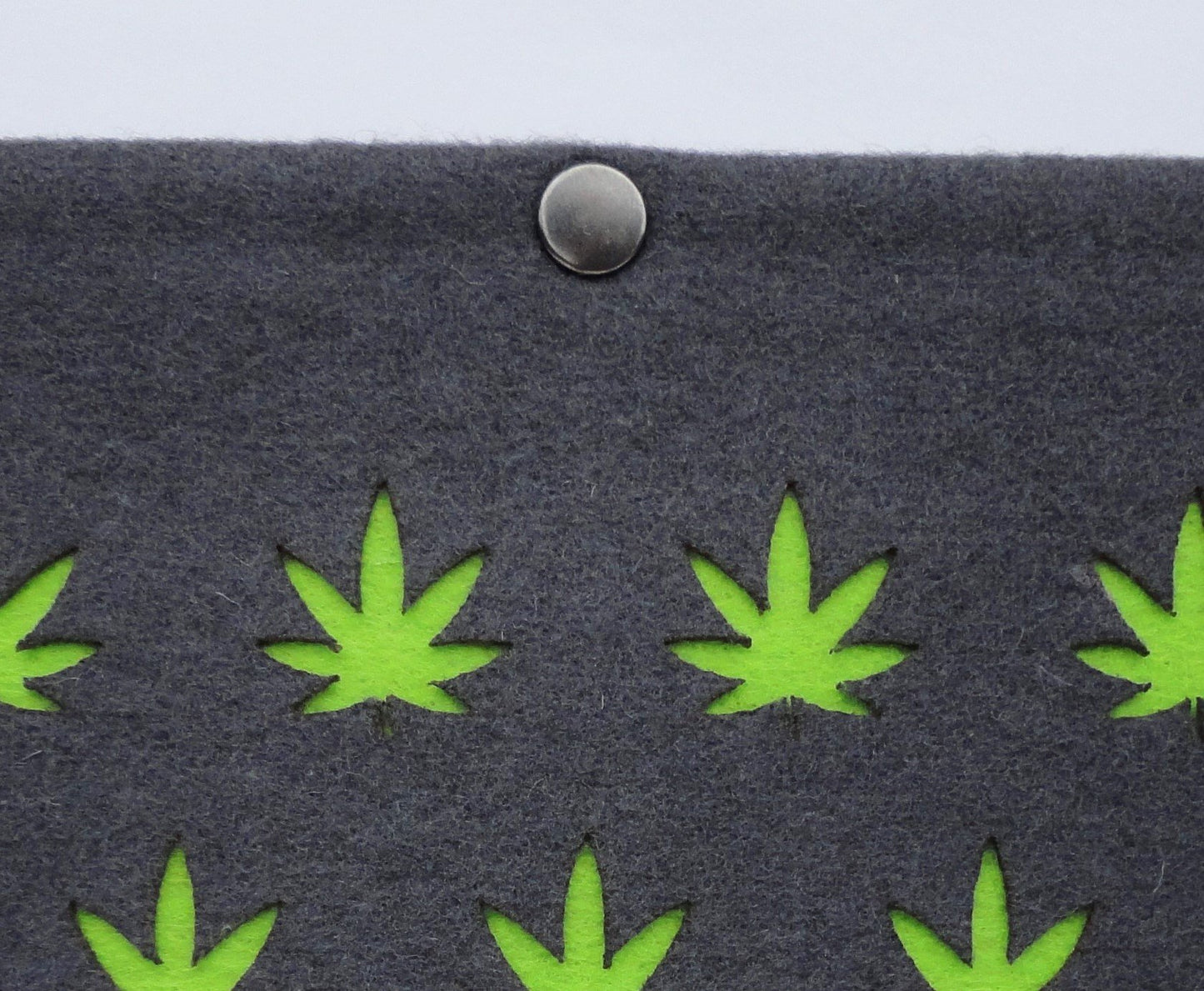 Dope - iPad Mini Sleeve - Green