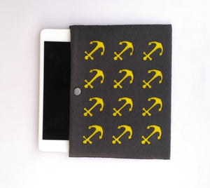 Linchpin - iPad Mini Sleeve