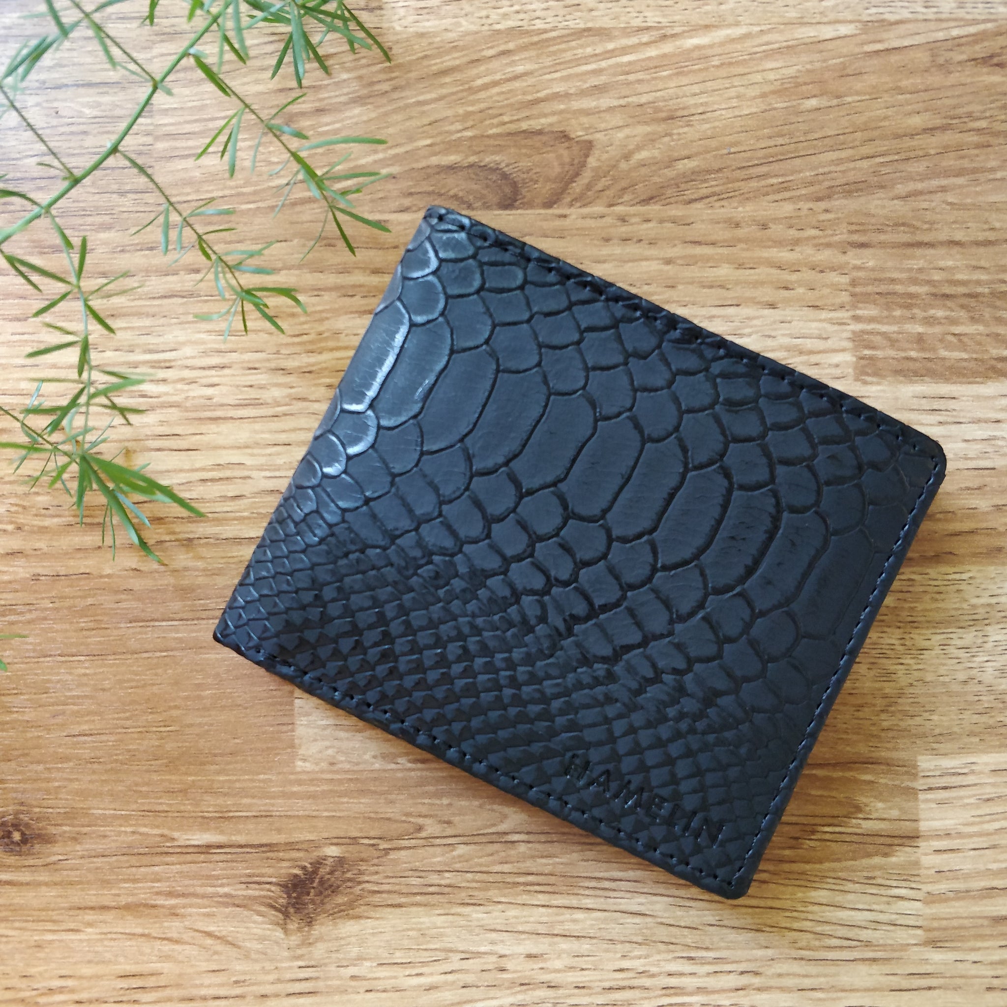 Classic RFID Vegan Wallet for Men with Coin Pocket Black Croc