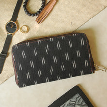 Indigo- Ikat Mobile Wallet for Women (Onyx)