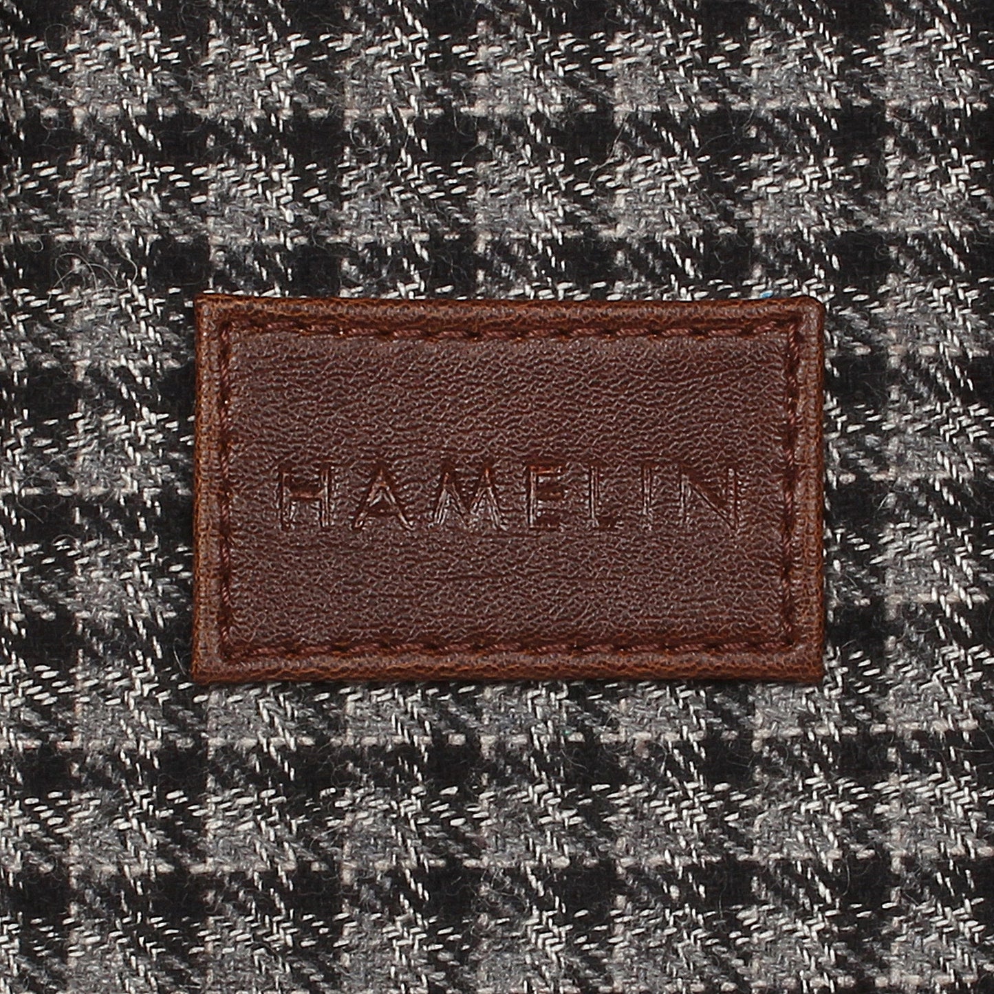 Elon Laptop Sleeve - Black checked