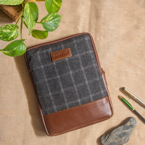 Niko IPad Sleeve (Charcoal Twill)