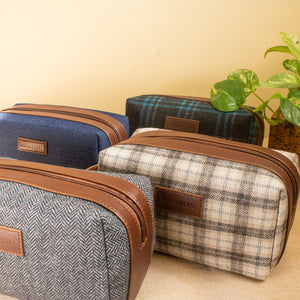 Tweed DOPP Kit for Men (Grey Herringbone)