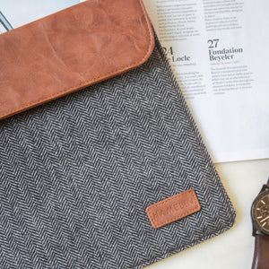 Zeus Macbook Sleeve / Laptop Sleeve (Grey Herringbone)