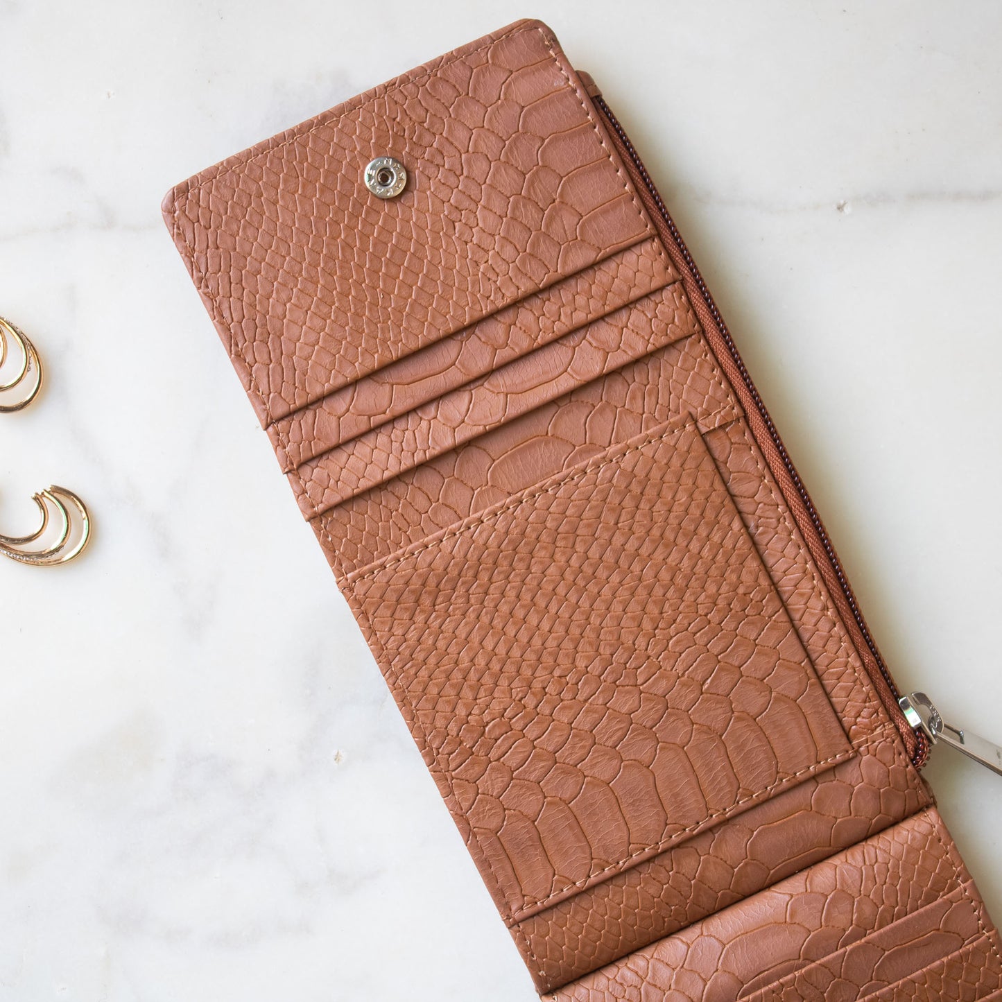 Marshal Mobile Wallet for Women (Tan Croc)