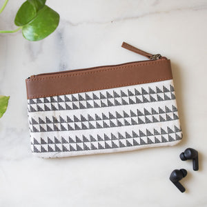 Essentials Pouch (Pearl)