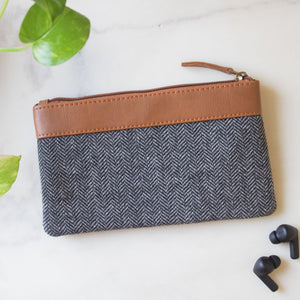 Essentials Pouch (Grey Herringbone)