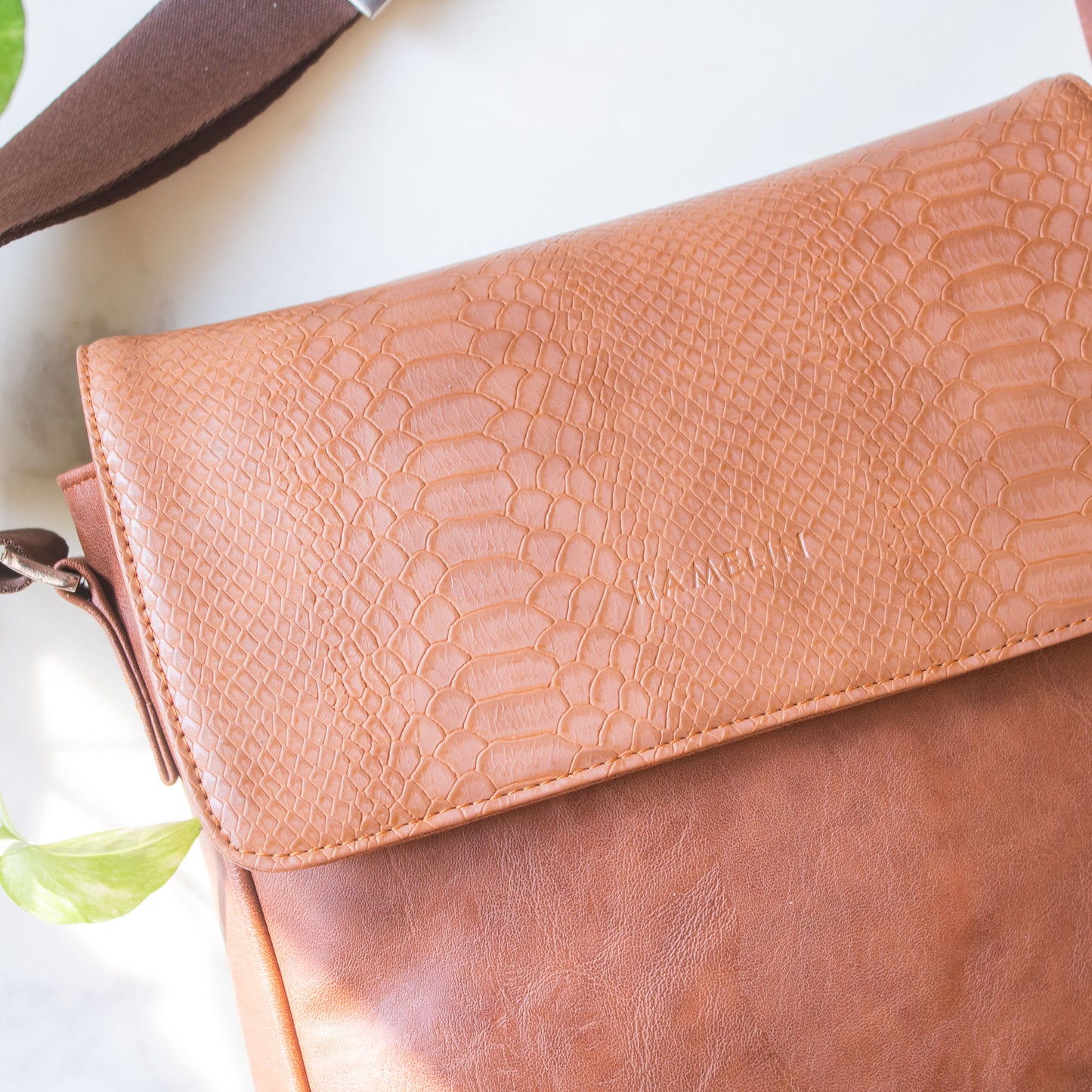 The Harvey Sling bag for Men (Tan)