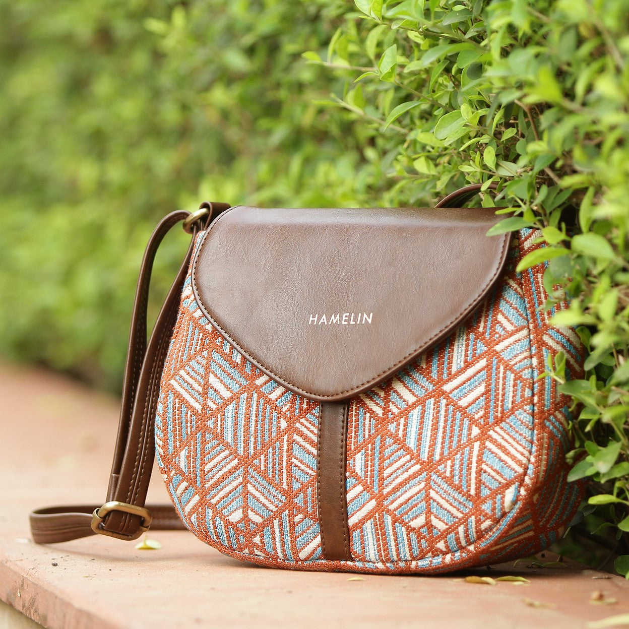 The Curvy Sling Bag - Pastel Maze