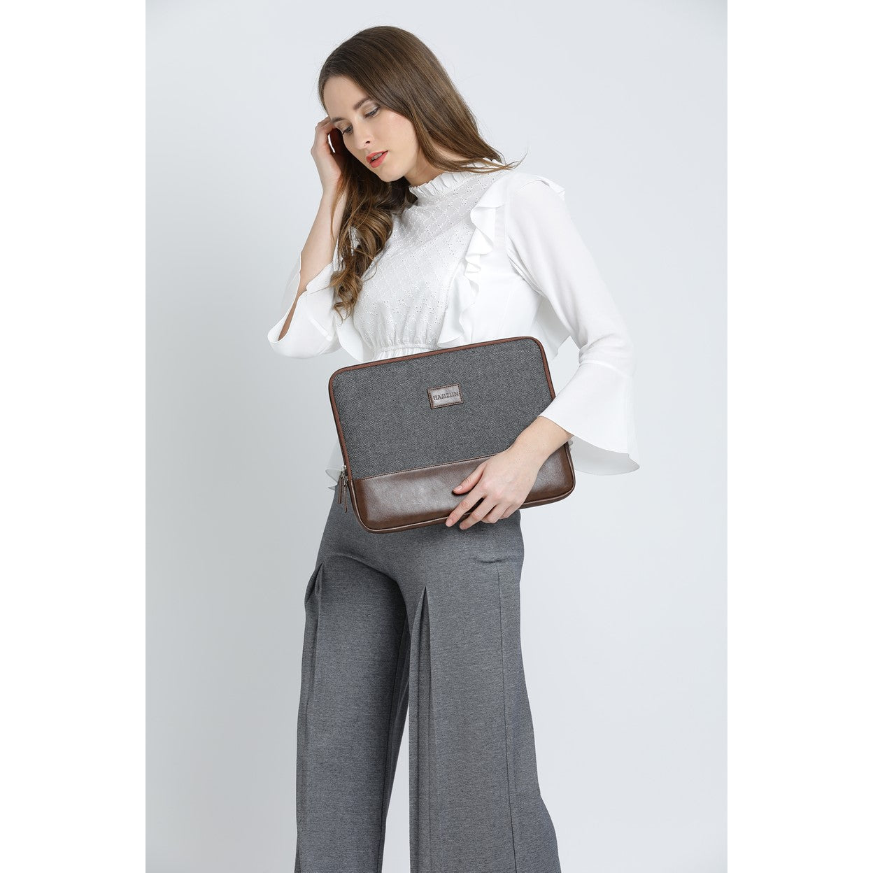 Matt Laptop Sleeve - Gray Herringbone