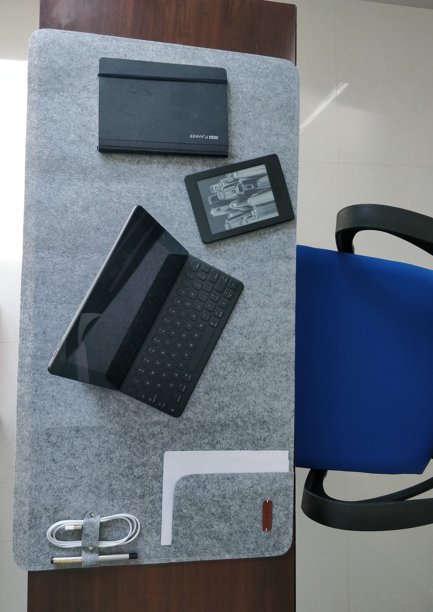 Neuro Felt Desk Spread (Fog Grey) - SAMPLE SALE